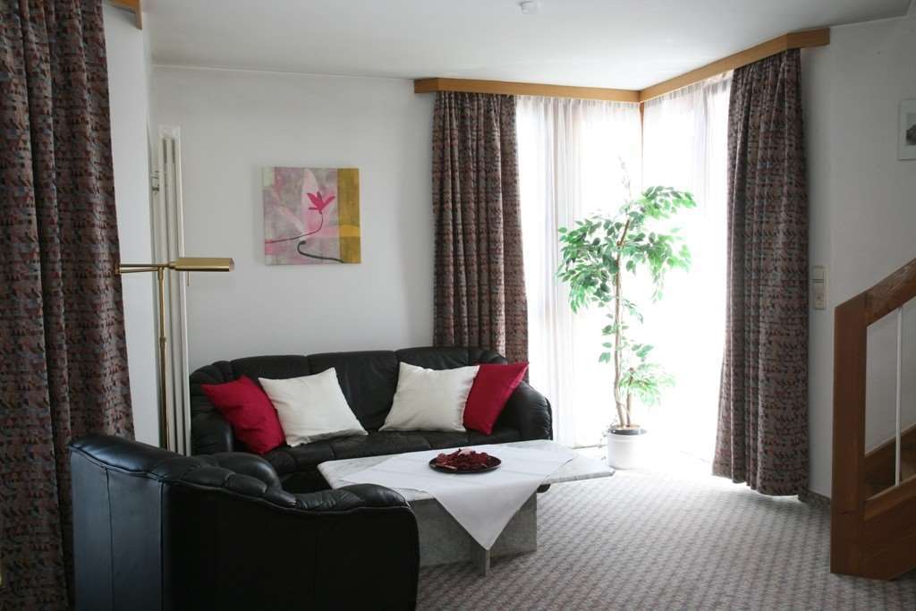 Hotel Mohren Ochsenhausen Room photo