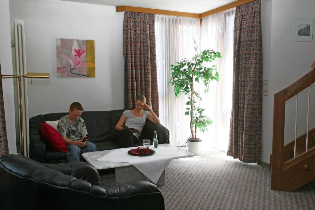 Hotel Mohren Ochsenhausen Room photo